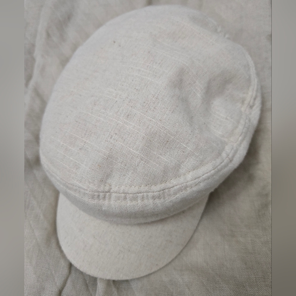 BWT Bardot Off-White Linen Captain Cap